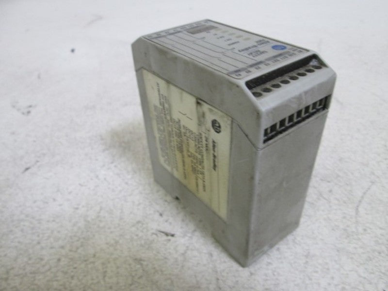 ALLEN BRADLEY SAFETY RELAY 700-ZBL220Z24 SER. A  UNMP