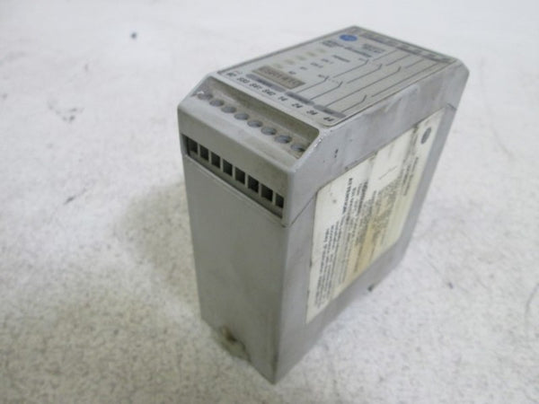 ALLEN BRADLEY SAFETY RELAY 700-ZBL220Z24 SER. A  UNMP