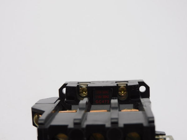 ALLEN BRADLEY 100-A38ND3 SER. C 110/120V 38A (BR/YL) NSMP