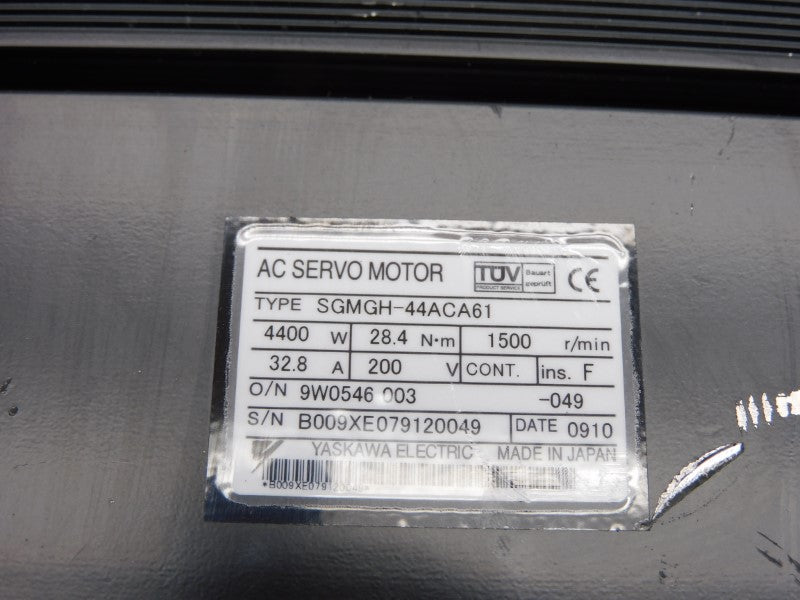 YASKAWA SGMGH-44ACA61 200V 32.8A NSNP