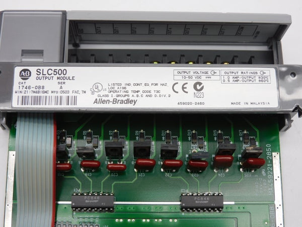 ALLEN BRADLEY 1746-OB8 SER. A 10-50VDC 1.0A (AS PICTURED) NSNP