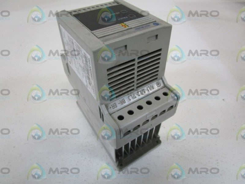 ALLEN BRADLEY 160S-AA03NSF1 SER. C F/W 7.06 SPEED CONTROLLER  UNMP