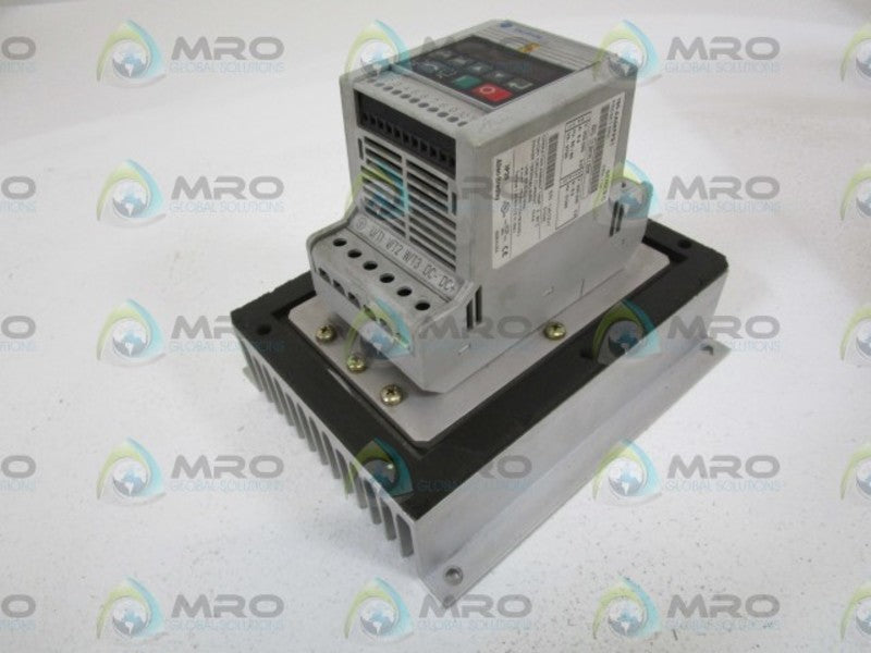 ALLEN BRADLEY 160-AA08PPS1P1 SER. C F/W 7.04 SPEED CONTROLLER  UNMP