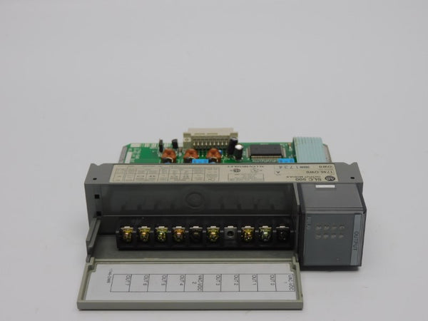 ALLEN BRADLEY 1746-OW8 SER. A 240VAC 15A UNMP
