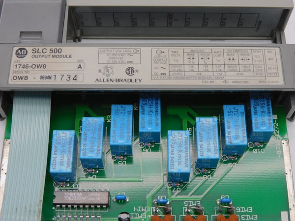 ALLEN BRADLEY 1746-OW8 SER. A 240VAC 15A UNMP