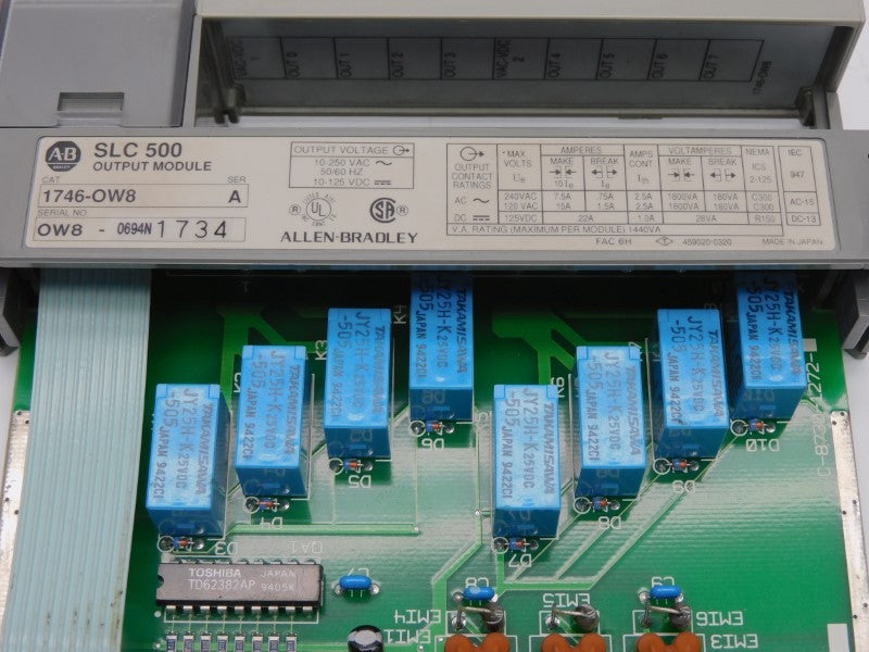 ALLEN BRADLEY 1746-OW8 SER. A 240VAC 15A UNMP