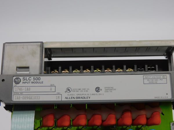 ALLEN BRADLEY 1746-IA8 SER. A 85-132VAC UNMP