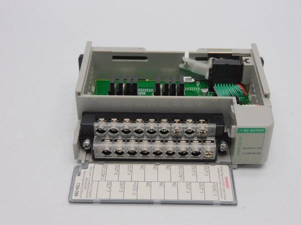 ALLEN BRADLEY 1769-OB8 SER. A F/W 3.1 REV. 1 20.4-26.4VDC 8A NSNP