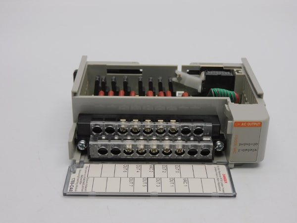 ALLEN BRADLEY 1769-OA8 SER. B F/W 3.1 85-265VAC 10A NSNP