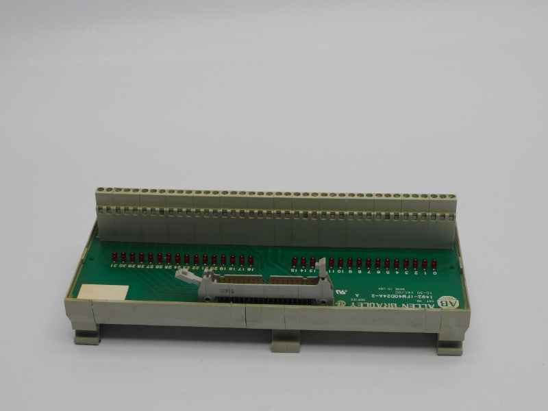 ALLEN BRADLEY 1492-IFM40D24A-2 SER. A 10-30VAC/DC NSNP