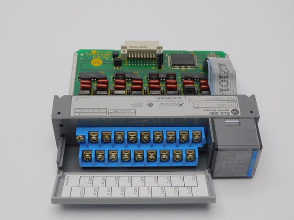 ALLEN BRADLEY 1746-OB16 SER. C 10-50VDC 0.5A NSMP