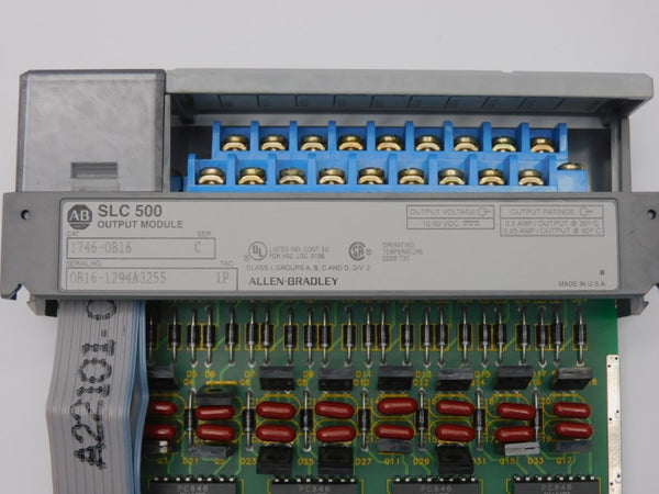 ALLEN BRADLEY 1746-OB16 SER. C 10-50VDC 0.5A NSMP