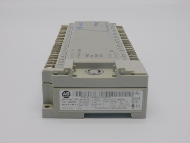 ALLEN BRADLEY 1761-L32BWB SER. E F/W 1.0 30.0VDC (NO DOORS) UNMP