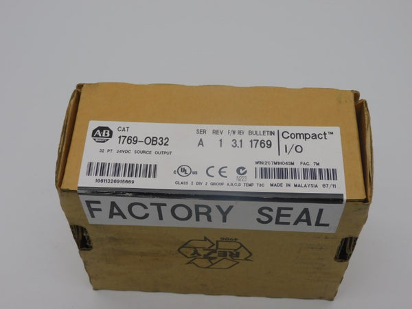 ALLEN BRADLEY 1769-OB32 SER. A F/W 3.1 REV. 1 24VDC DATE: 2011 NSFS