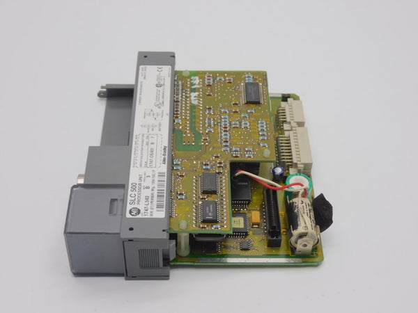 ALLEN BRADLEY 1747-L542 SER. B F/W 7 REV. 3 24VDC 1A (NO KEY/DOOR) UNMP