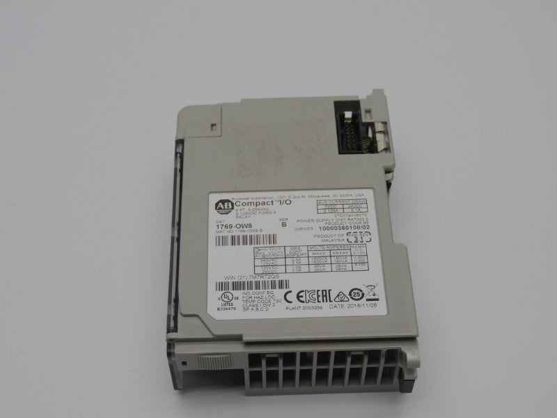 ALLEN BRADLEY 1769-OW8 SER. B F/W 3.1 VER. 02 5-265VAC 2.5A NSNP