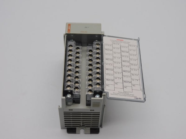 ALLEN BRADLEY 1769-IF8 SER. A F/W 2.2 VER. 04 24VDC 0.12A NSNP