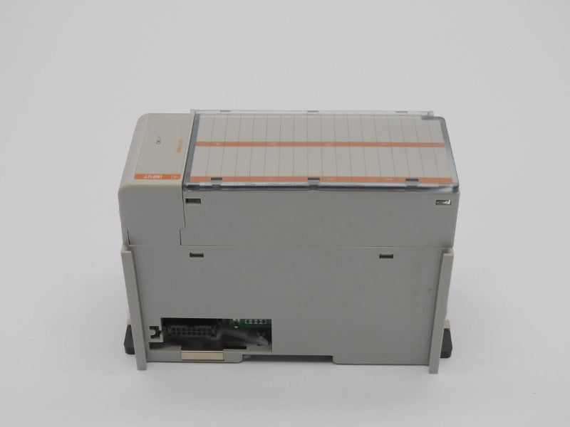 ALLEN BRADLEY 1769-IF8 SER. A F/W 2.2 VER. 04 24VDC 0.12A NSNP