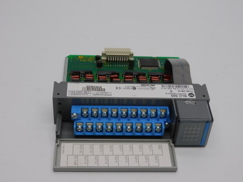 ALLEN BRADLEY 1746-OB16 SER. D 10-50VDC 0.5A UNMP