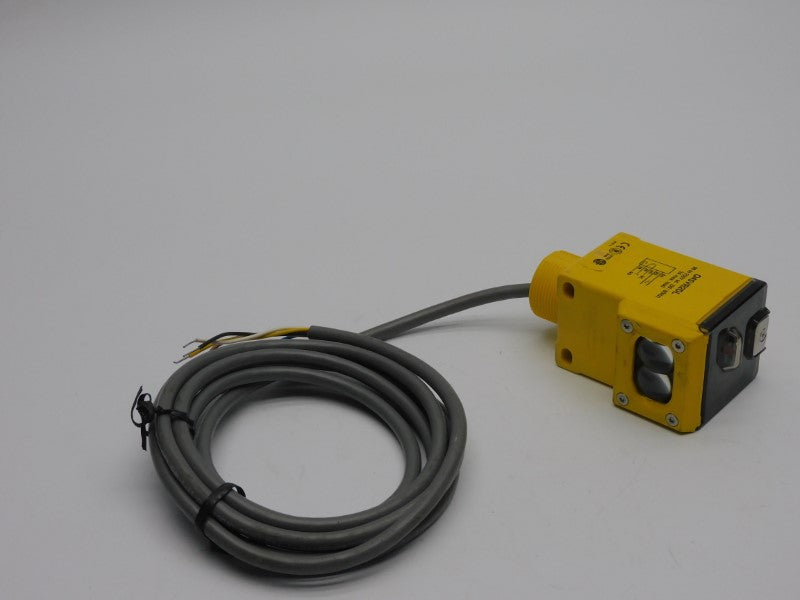 BANNER ENGINEERING Q45VR2DL 90-250VAC 5A NSNP