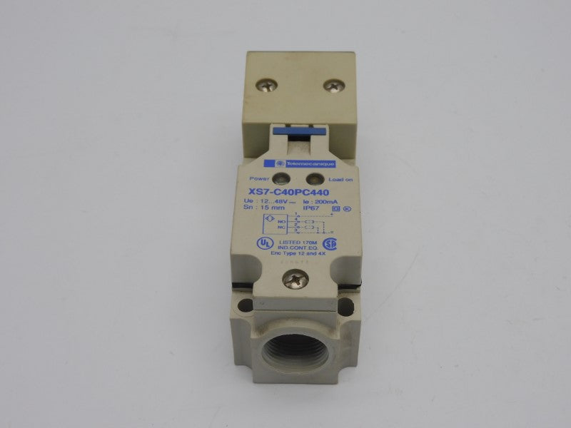 TELEMECANIQUE XS7-C40PC440 12-48V NSNP