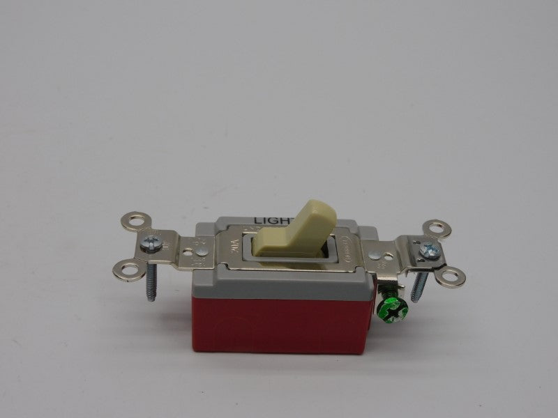 HUBBELL HBL1221IL 120-277VAC 20A NSMP