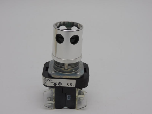 ALLEN BRADLEY 800T-QA24G SER. T 24VAC/DC (WH) (AS IS) NSMP