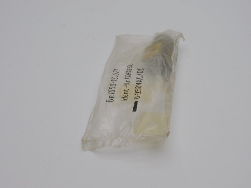 CONNECTOR 1050-1S.021 006932 0-250VAC/DC NSMP