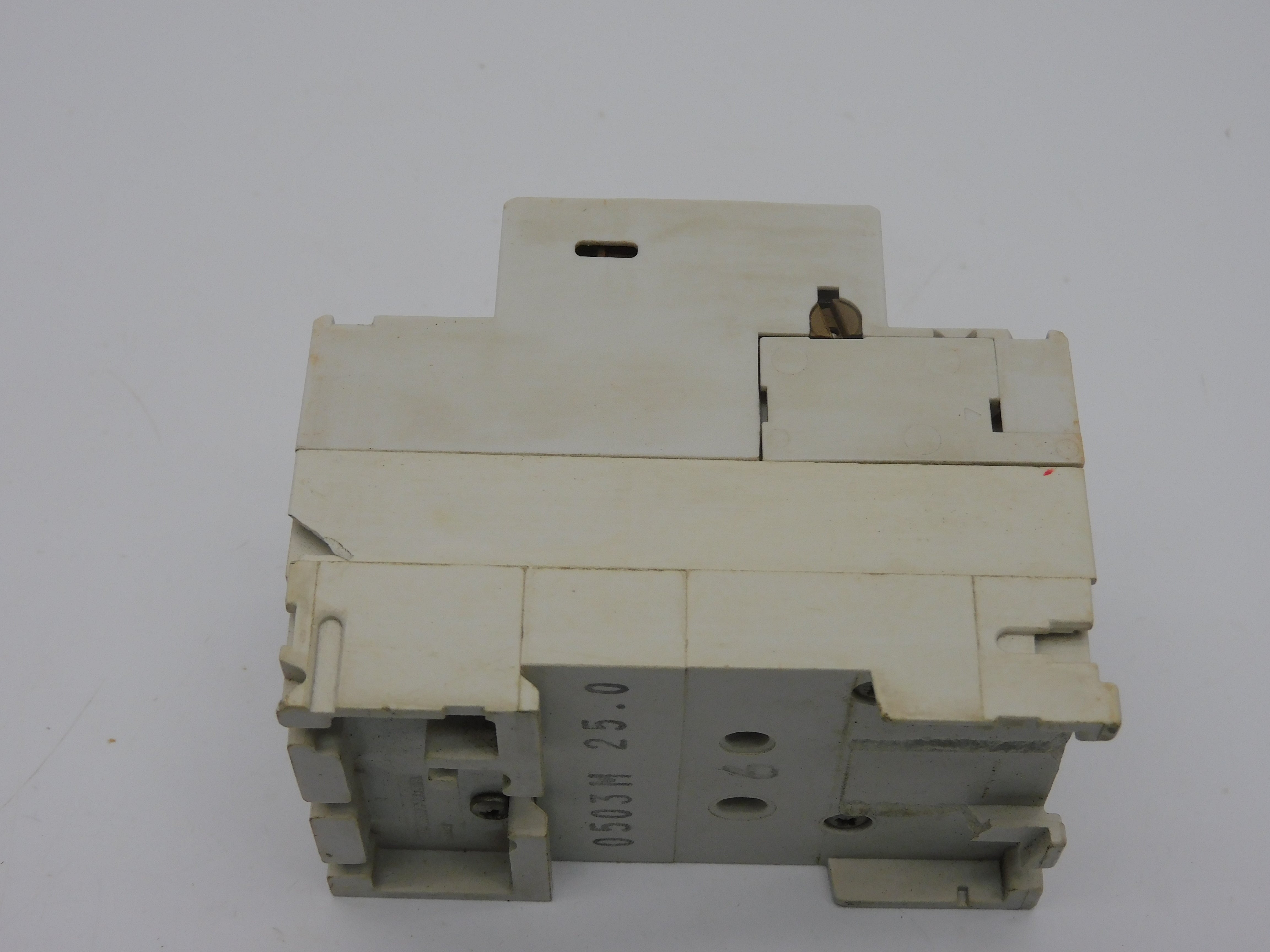 ABB MO325 690V 25A (AS PICTURED) UNMP