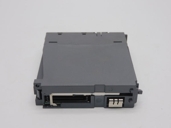 MITSUBISHI Q13UDEHCPU 5VDC 0.49A NSNP