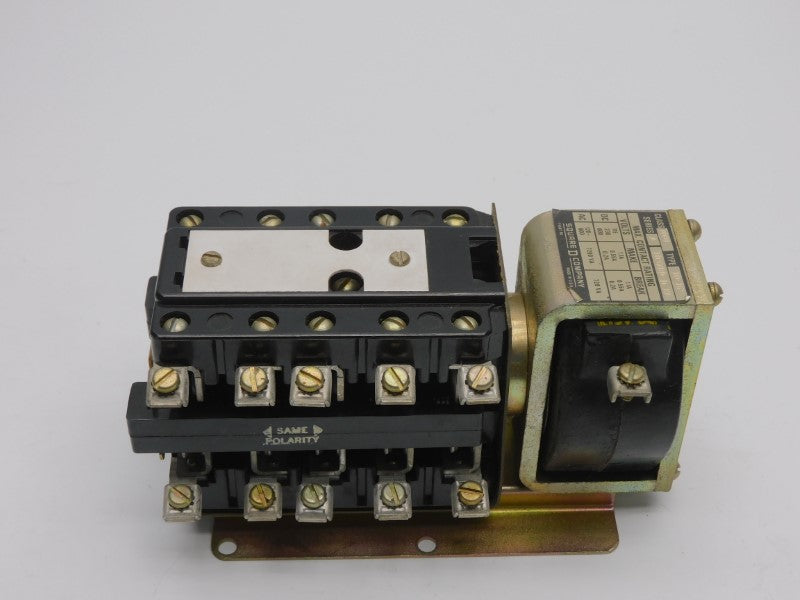 SQUARE D 7001D082 SER. A 115-600VDC 1.1A NSNP