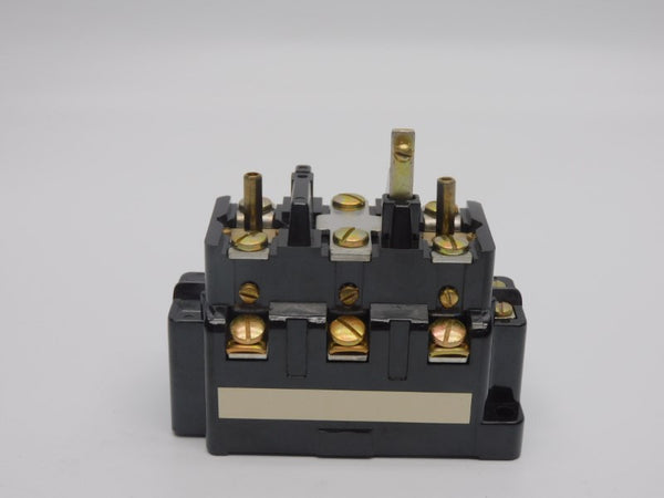 ALLEN BRADLEY 815-BOV15 SER. K 600VAC (AS IS) NSNP