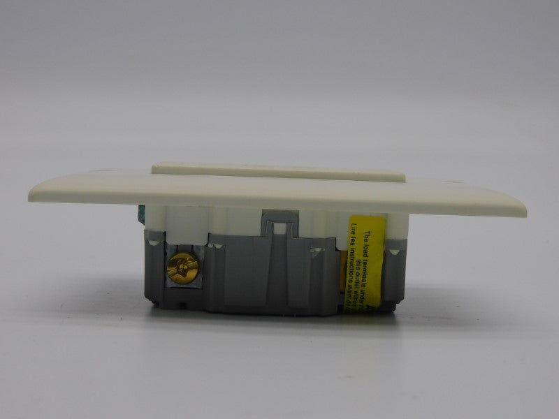 PASS&SEYMOUR LEGRAND 2091-W 125VAC 20A NSMP