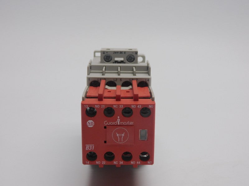 ALLEN BRADLEY 100S-C23EJ404C SER. C 24VDC 32A NSNP