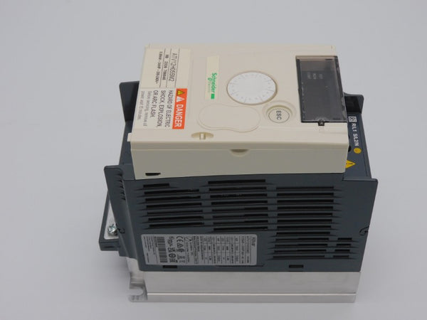 SCHNEIDER ELECTRIC ATV12H055M2 VER. 1.4 200/240V 8A NSMP
