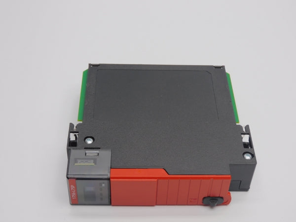 ALLEN BRADLEY 1756-L7SP SER. B F/W 1.010 5.1VDC NSNP