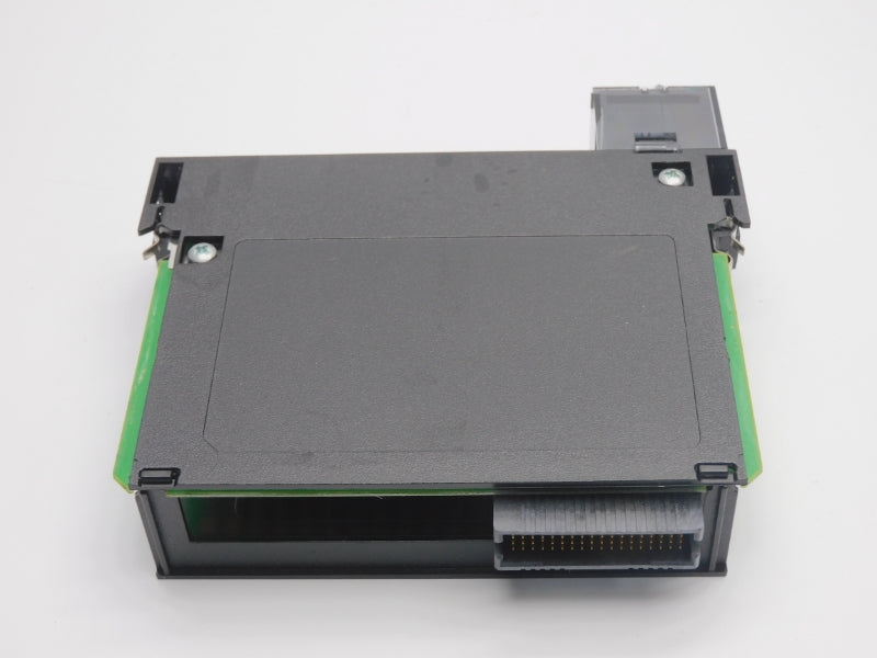 ALLEN BRADLEY 1756-OB16IS SER. A F/W 1.2 24VDC 2A NSNP