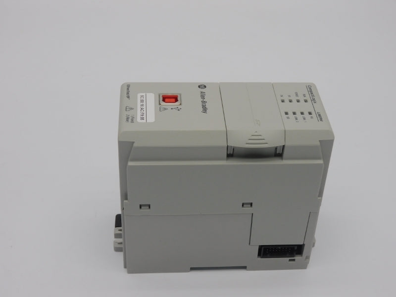 ALLEN BRADLEY 1769-L36ERM SER. A F/W 1.002 24.0VDC NSMP