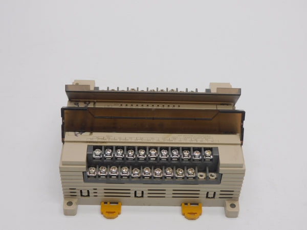 OMRON CPM1A-30CDR-D-V1 24VDC UNMP