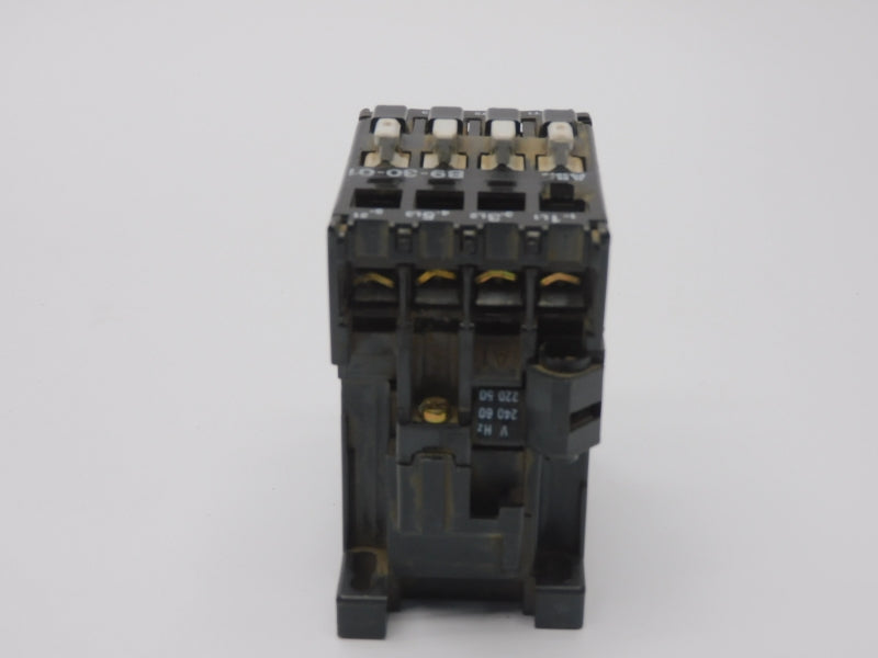 ABB B9-30-01 220/240V 26A UNMP