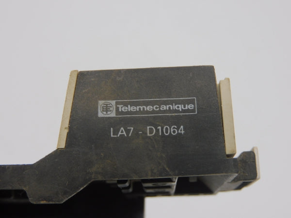TELEMECANIQUE LA7-D1064 UNMP