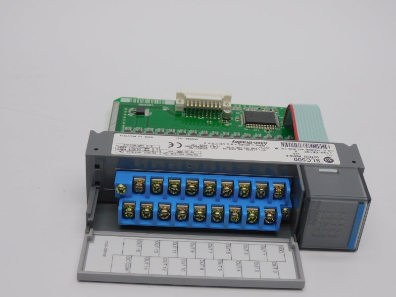 ALLEN BRADLEY 1746-OB16E SER. A 10-30VDC 8.0A NSMP