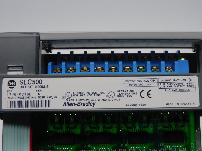 ALLEN BRADLEY 1746-OB16E SER. A 10-30VDC 8.0A NSMP