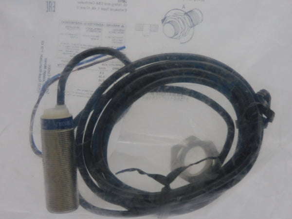 TELEMECANIQUE XS518B1DBL2 12-48V NSMP