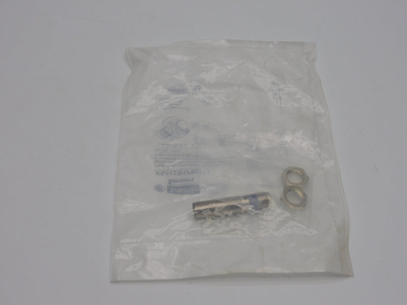 TELEMECANIQUE XS512B1PBM12 12-24V NSMP