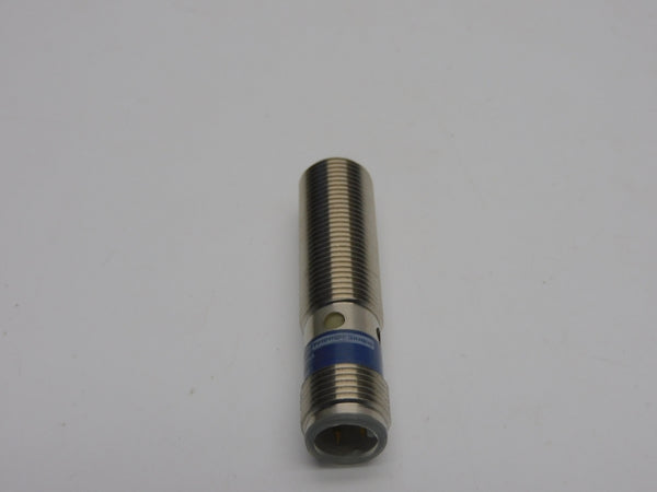 TELEMECANIQUE XS512B1PBM12 12-24V NSNP