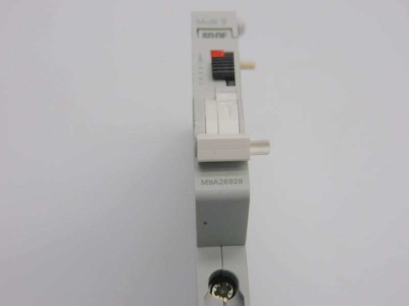 SCHNEIDER ELECTRIC M9A26929 415VAC 3A NSMP