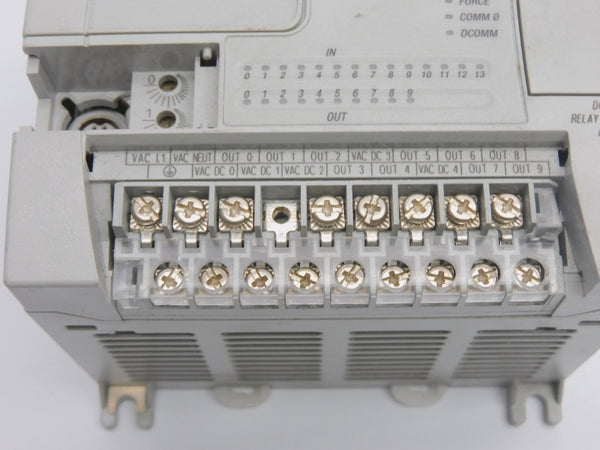 ALLEN BRADLEY 1762-L24BWA SER. B F/W 3 REV. A 100-240VAC (NO COVER/DOOR) UNMP