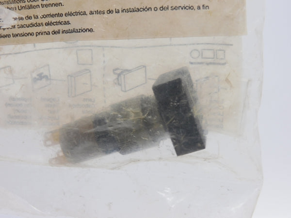 ALLEN BRADLEY 800A-M2GC24 SER. B NSMP