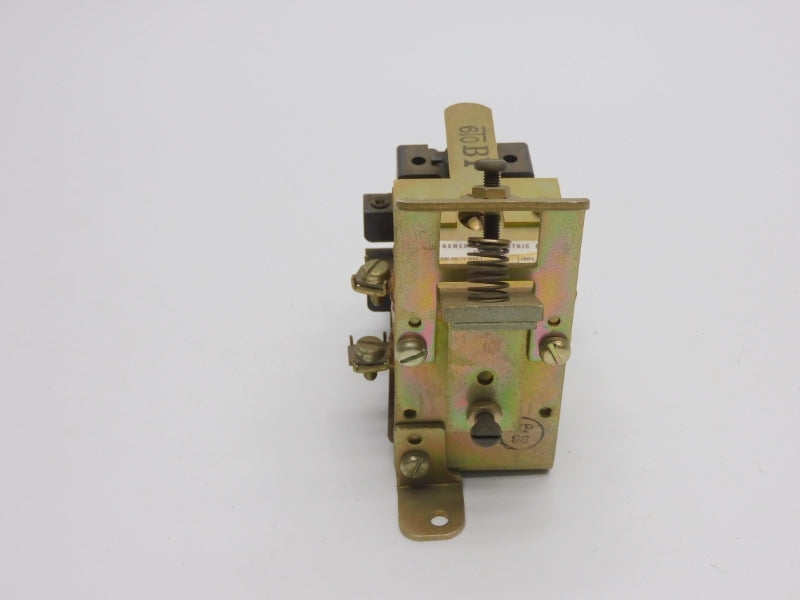 GENERAL ELECTRIC IC2820D300B9 600V 10A NSNP